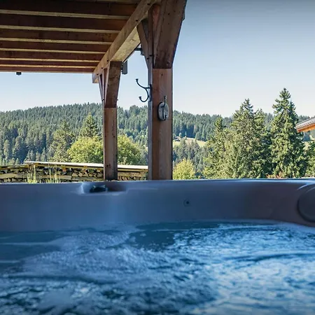 K - Ovo Network Chalet Chelou