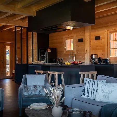 K - Ovo Network Chalet Chelou