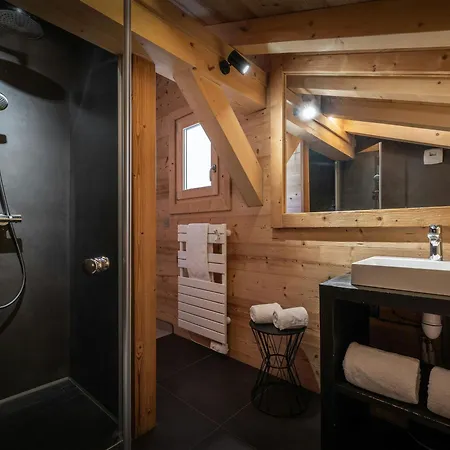 K - Ovo Network Chalet